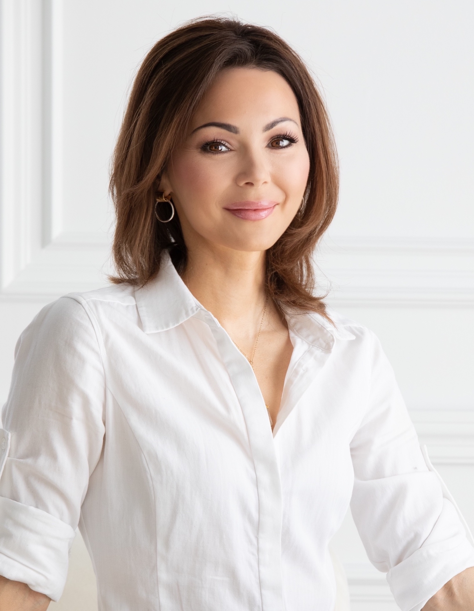 Lucie Ritchie is a Registered Psychotherapist and founder of Heal Psychotherapy in Toronto, Canada, where she and her team specialize in treating the impacts of prolonged and childhood trauma in adults. 